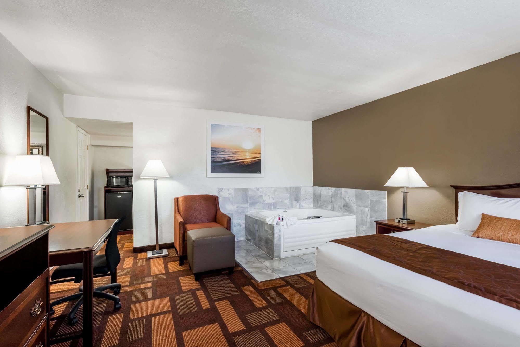 Days Inn & Suites By Wyndham Lodi Exteriér fotografie